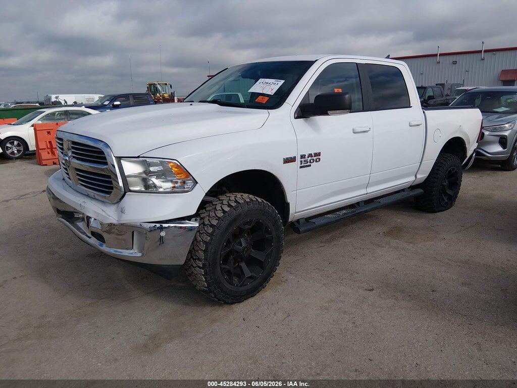 1C6RR7LT7KS569034 2019 RAM 1500 CLASSIC photo no. 2