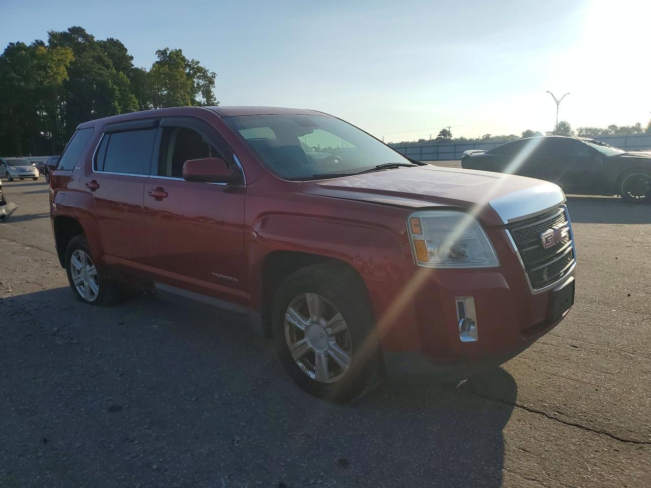 2015 GMC TERRAIN SLE — Фото 4 из 13