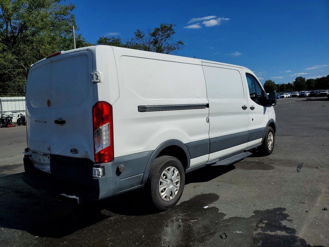 2017 FORD TRANSIT T-350 — Фото 3 из 13