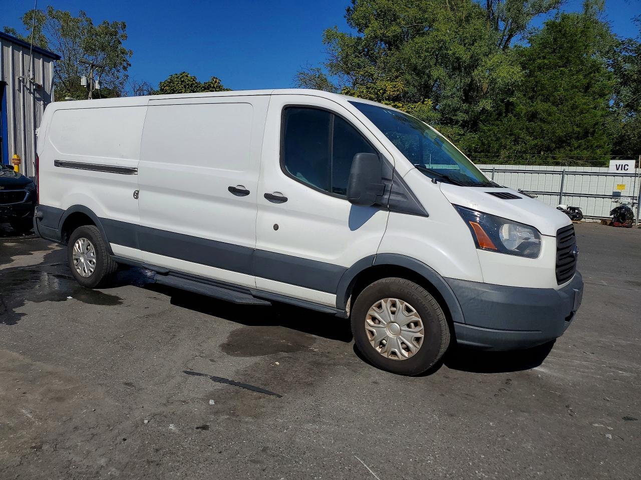 2017 FORD TRANSIT T-350 — Фото 4 из 13