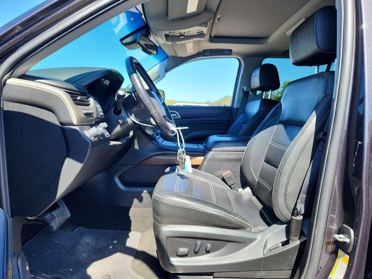 2018 GMC YUKON DENALI — Фото 7 из 13