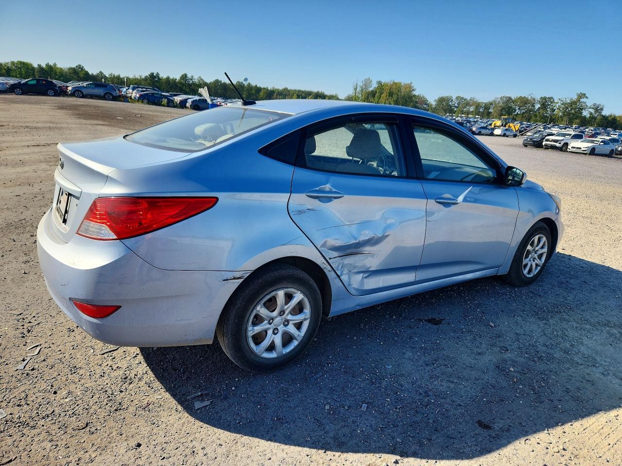 2013 HYUNDAI ACCENT GLS — Фото 3 из 12