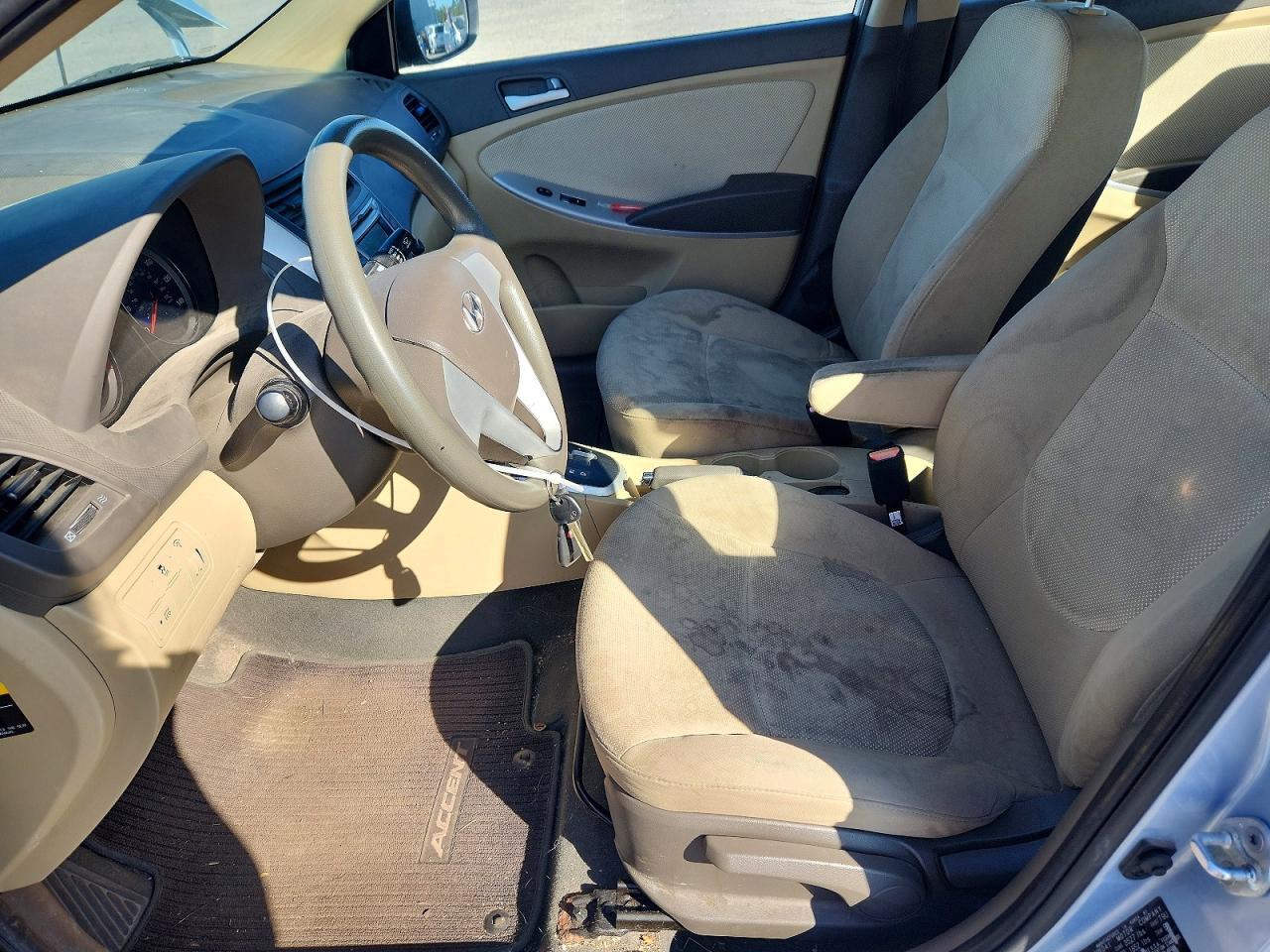 2013 HYUNDAI ACCENT GLS — Фото 7 из 12