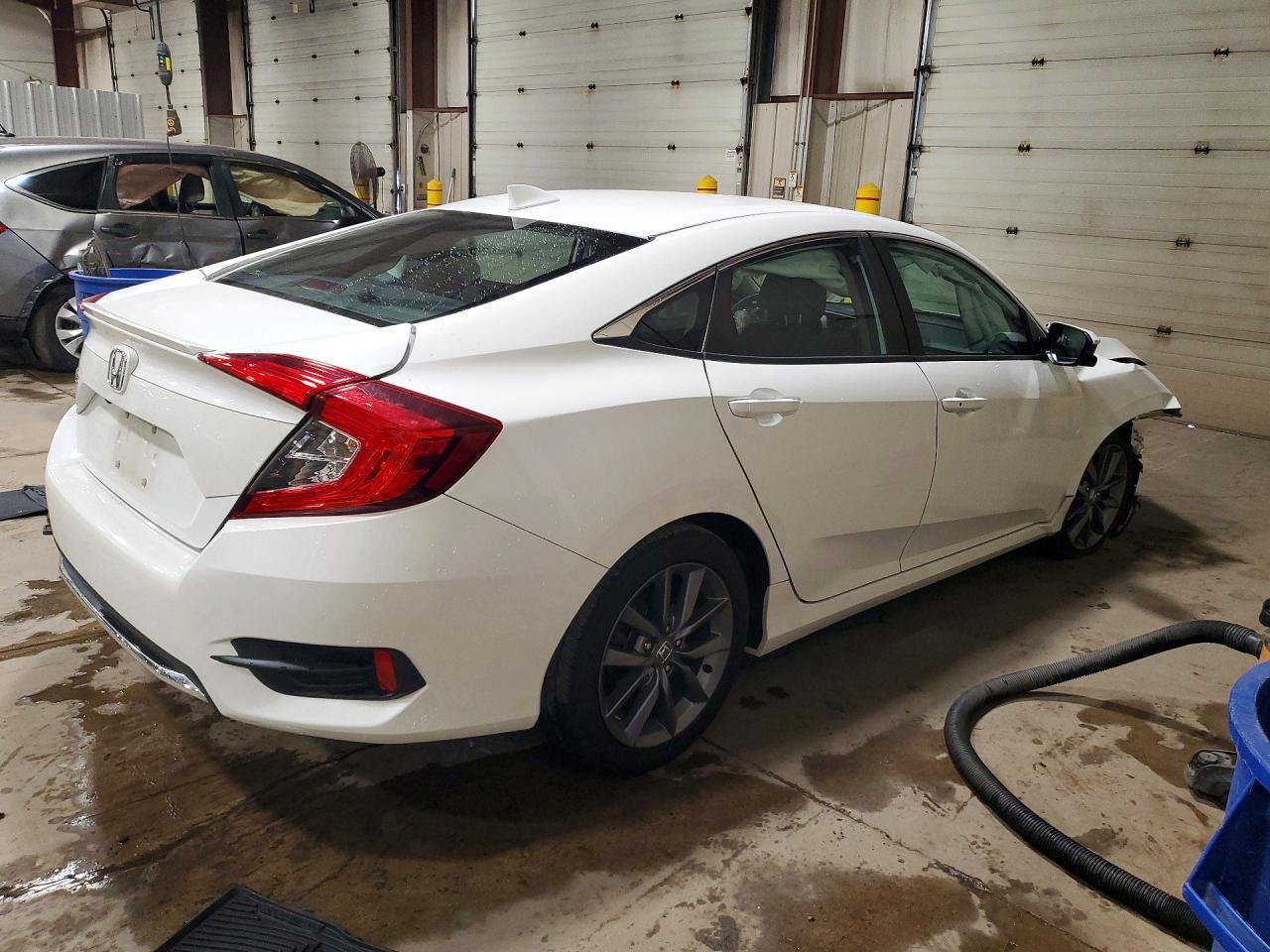 2019 HONDA CIVIC EX — Фото 3 из 12