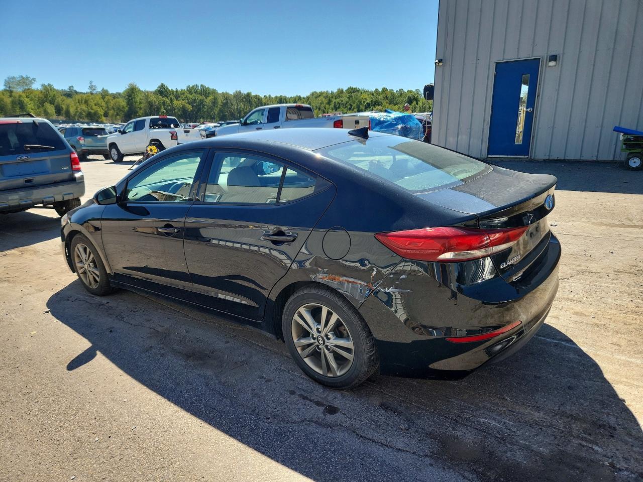2018 HYUNDAI ELANTRA VALUE EDITION — Фото 2 из 12