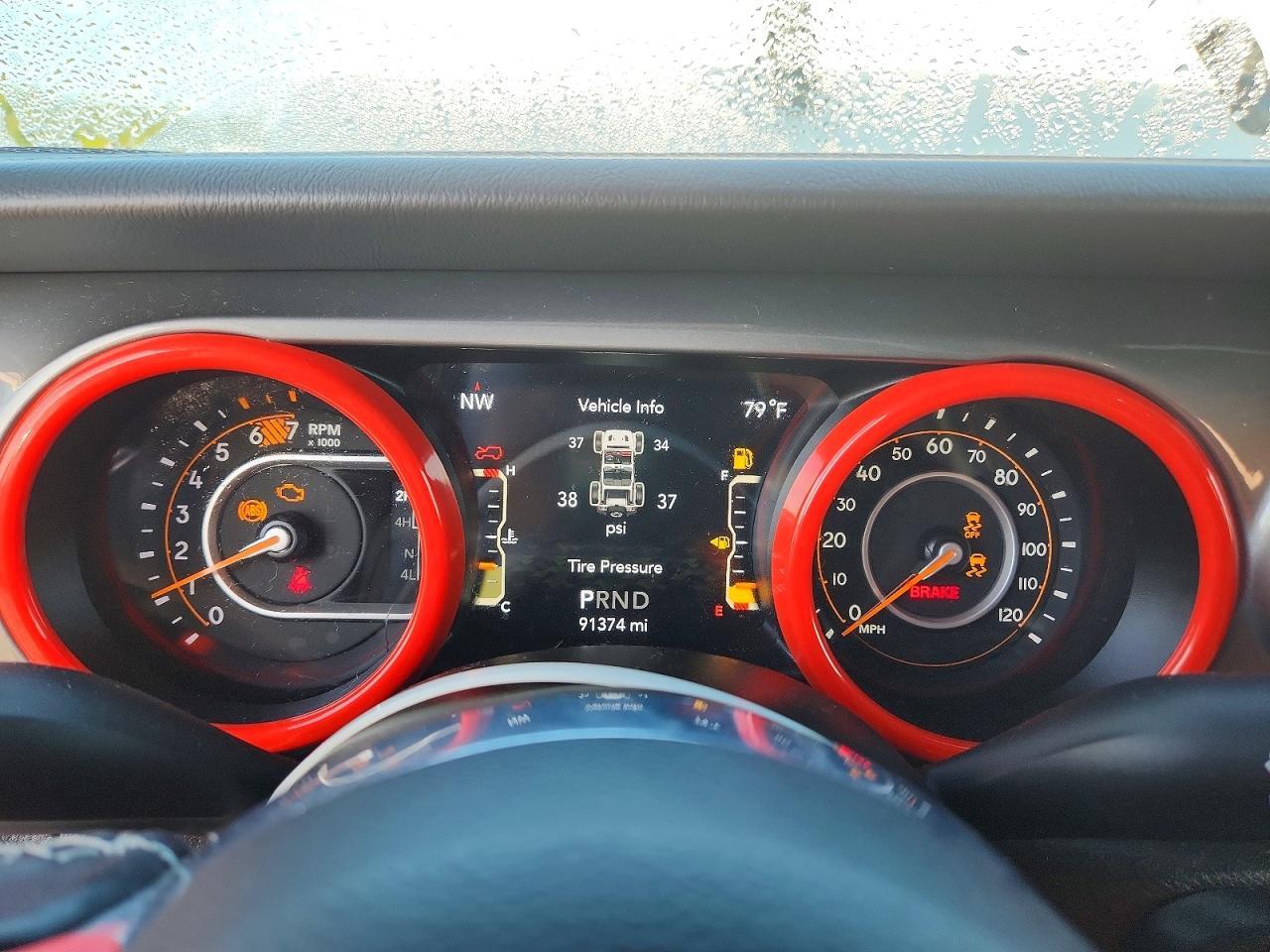 2021 JEEP WRANGLER UNLIMITED SAHARA — Фото 9 из 12