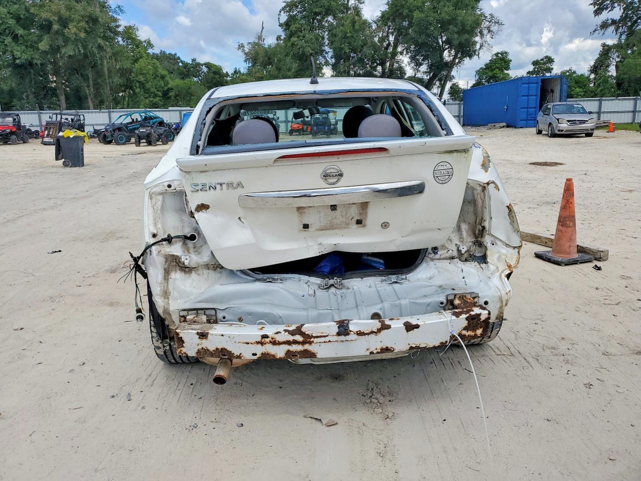 2012 NISSAN SENTRA 2.0 — Фото 6 из 12