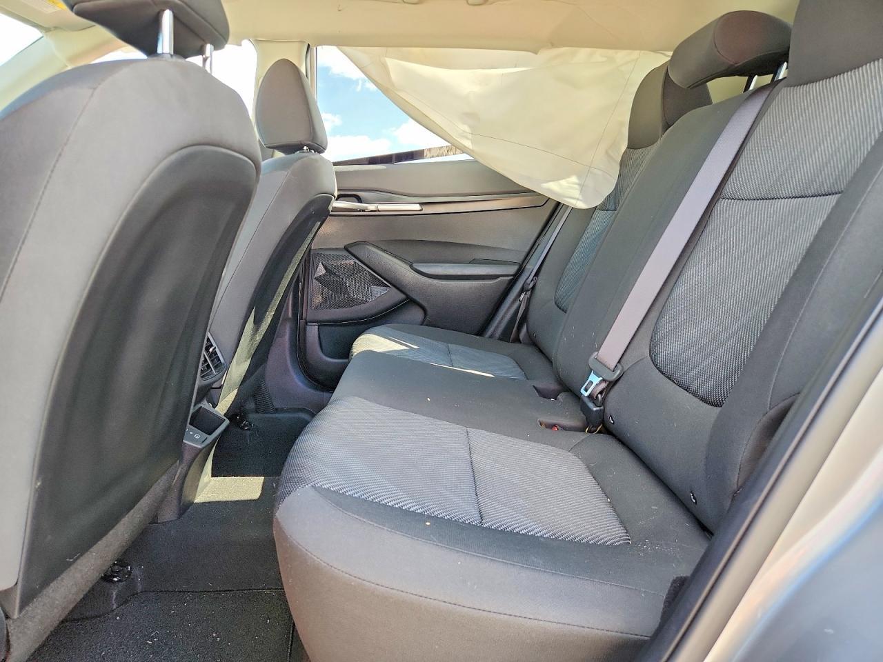 2024 KIA SELTOS LX — Фото 11 из 13