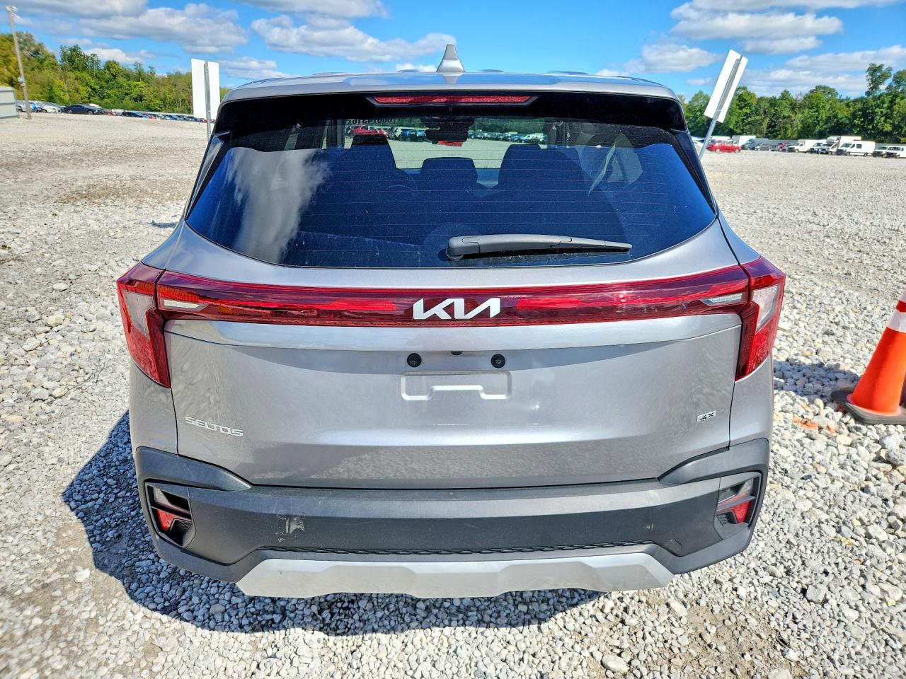 2024 KIA SELTOS LX — Фото 6 из 13