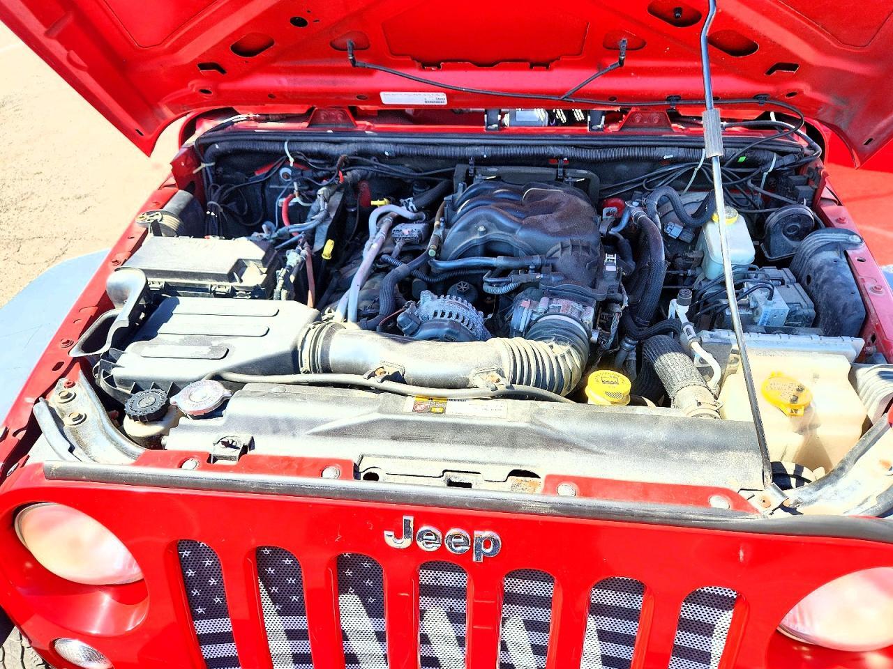 2014 JEEP WRANGLER UNLIMITED SPORT — Фото 11 из 12