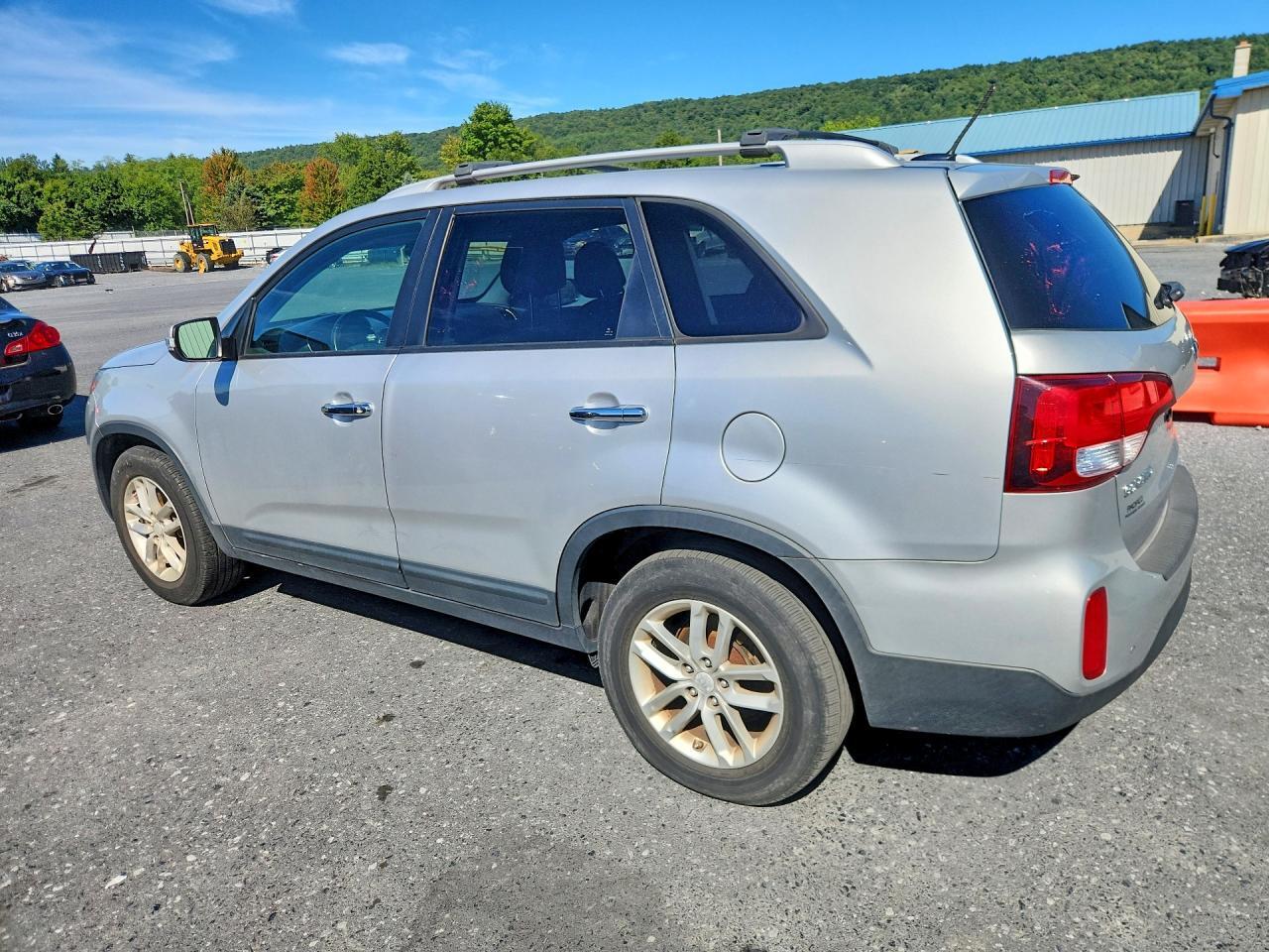 2014 KIA SORENTO LX — Фото 2 из 13