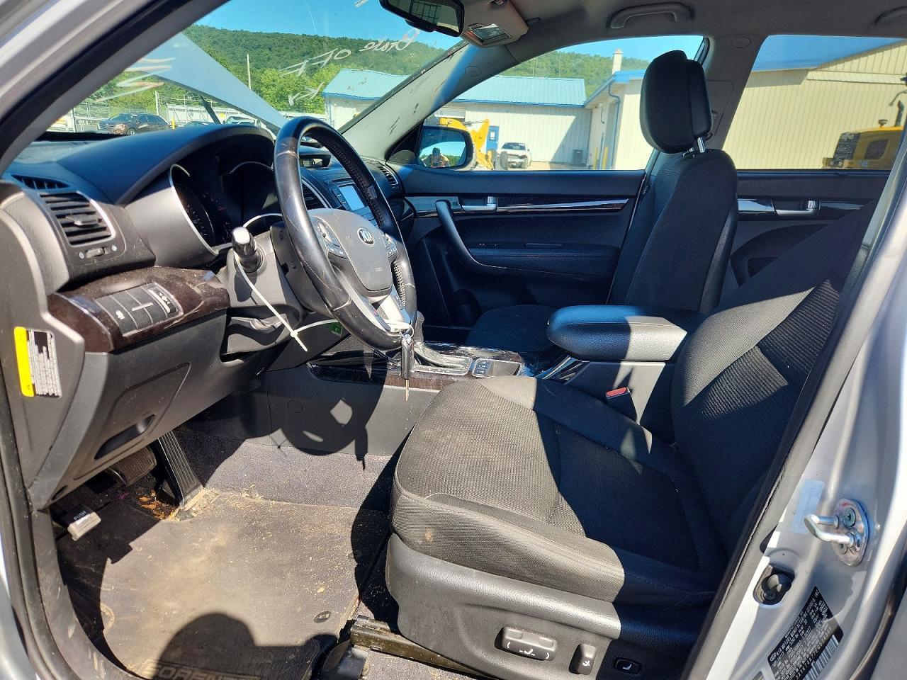 2014 KIA SORENTO LX — Фото 7 из 13