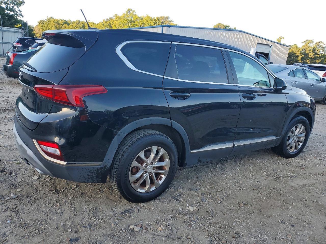 2019 HYUNDAI SANTA FE SE — Фото 3 из 12