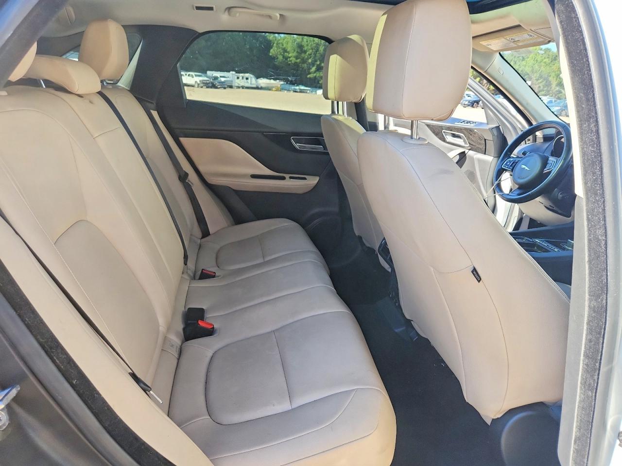 2018 JAGUAR F-PACE PREMIUM — Фото 11 из 13