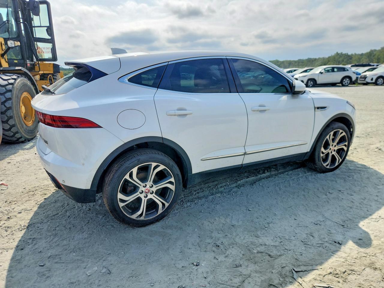 2018 JAGUAR E-PACE S — Фото 3 из 13