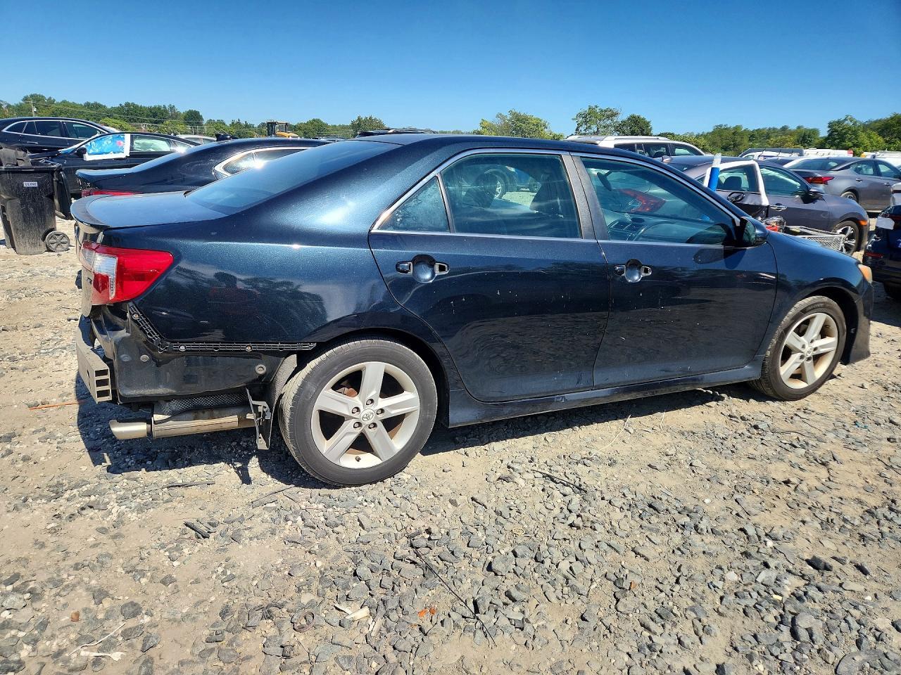 2012 TOYOTA CAMRY SE — Фото 3 из 12