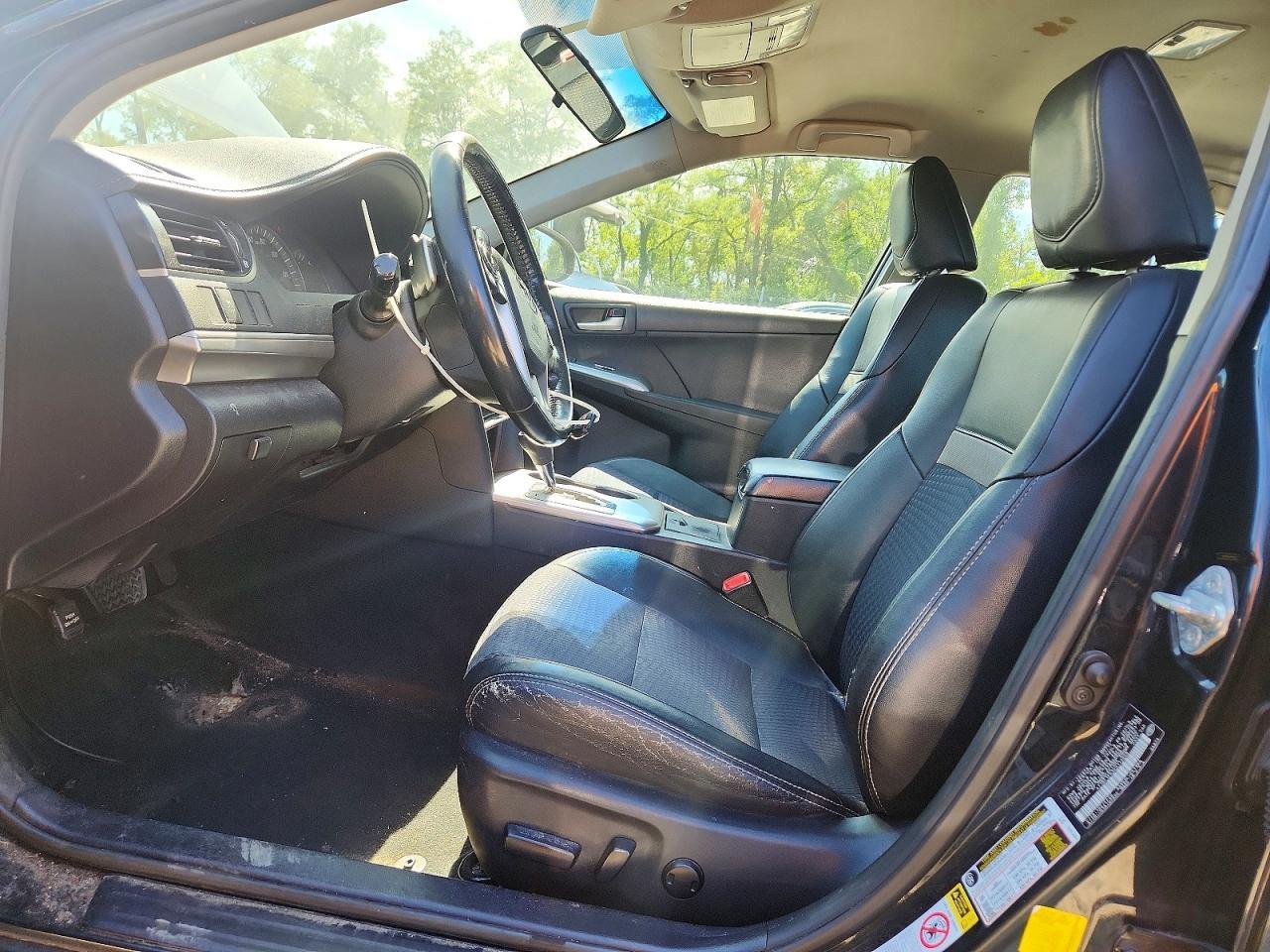 2012 TOYOTA CAMRY SE — Фото 7 из 12