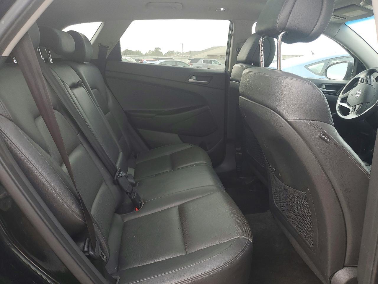 2016 HYUNDAI TUCSON LIMITED — Фото 11 из 13