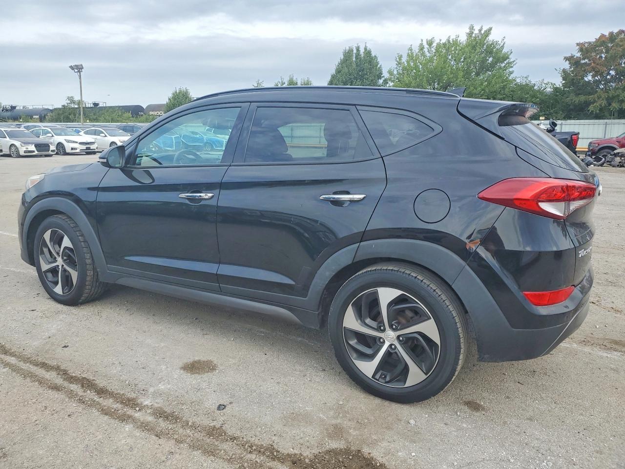 2016 HYUNDAI TUCSON LIMITED — Фото 2 из 13