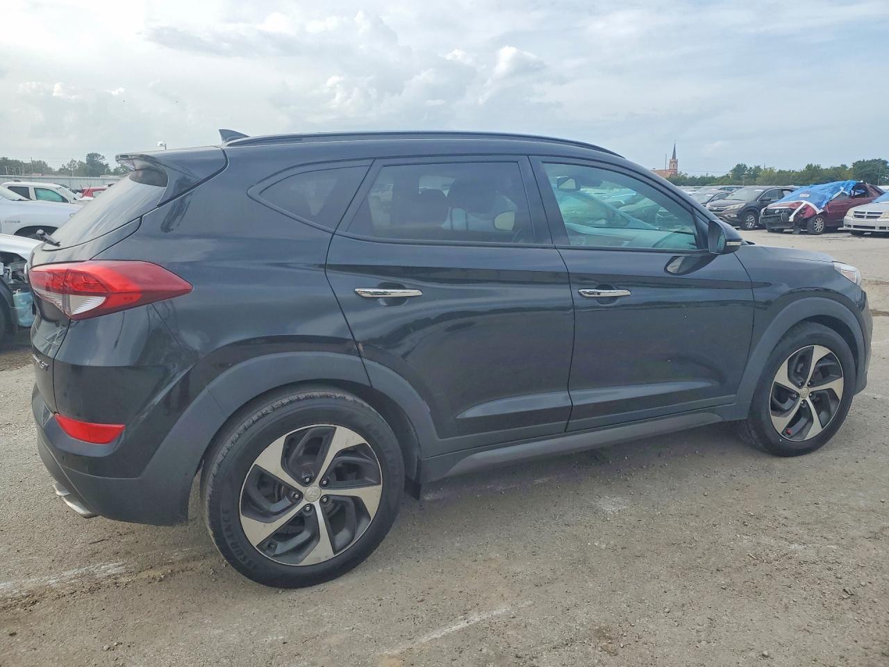 2016 HYUNDAI TUCSON LIMITED — Фото 3 из 13