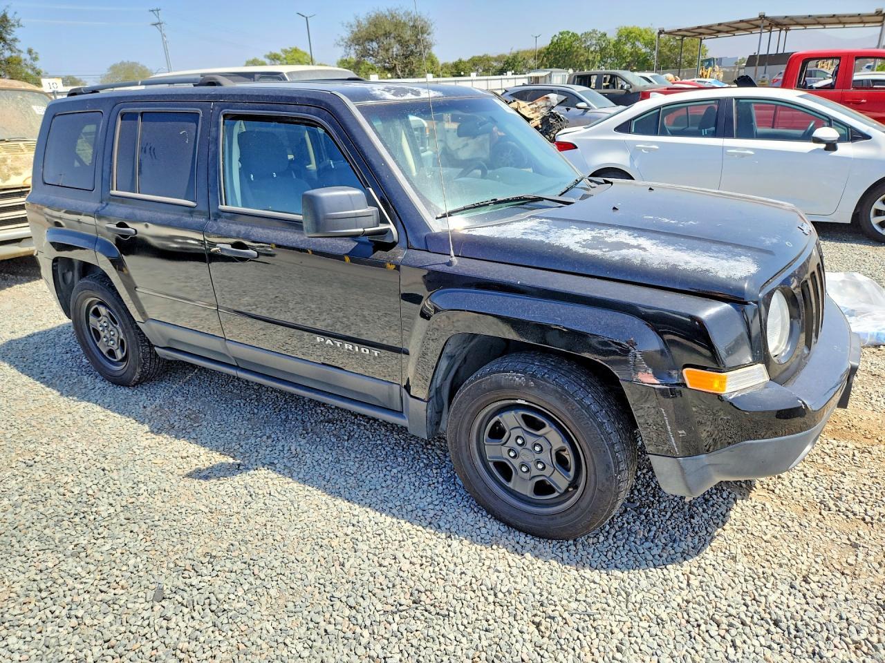 2015 JEEP PATRIOT SPORT — Фото 4 из 13