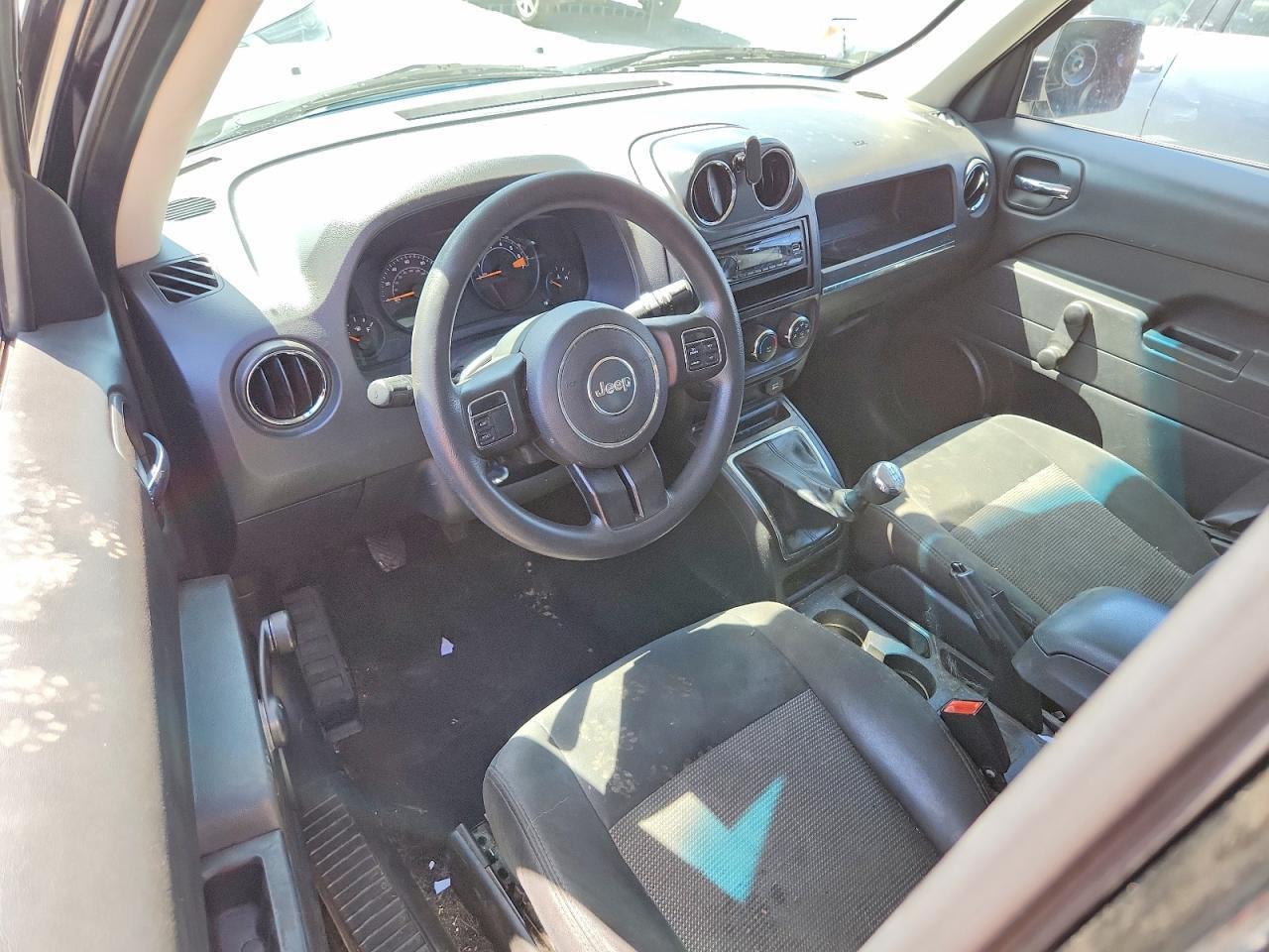 2015 JEEP PATRIOT SPORT — Фото 8 из 13