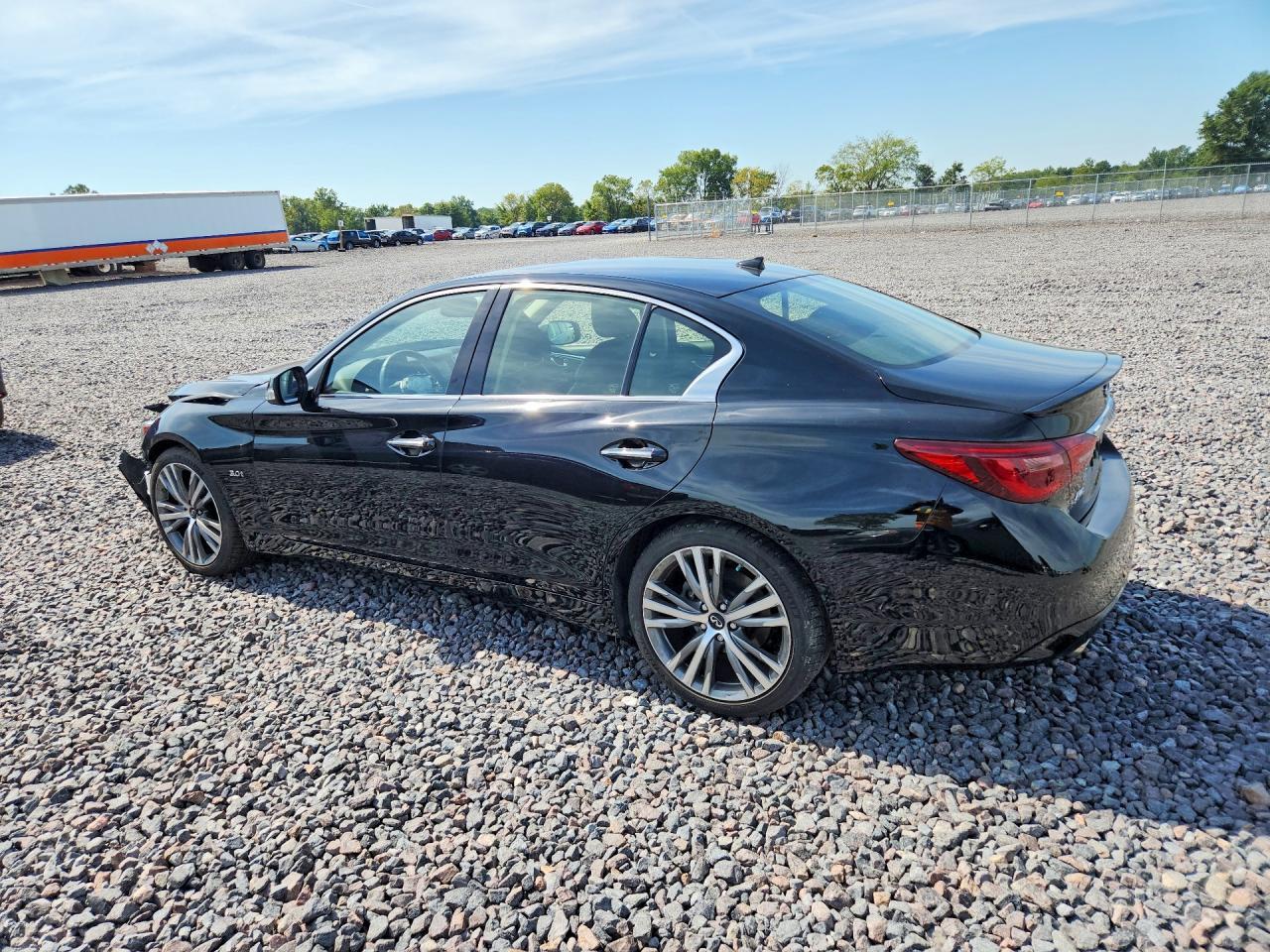 2019 INFINITI Q50 3.0T LUXE — Фото 2 из 12