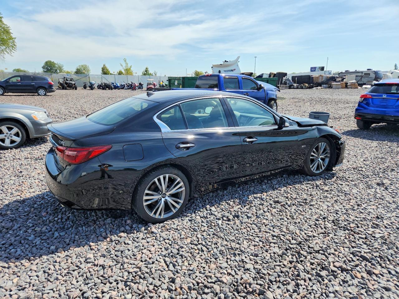 2019 INFINITI Q50 3.0T LUXE — Фото 3 из 12