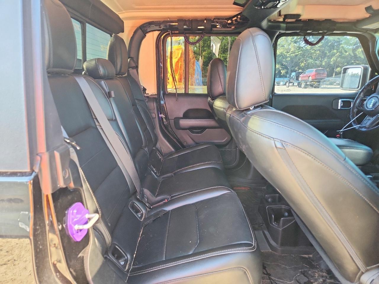 2020 JEEP GLADIATOR OVERLAND — Фото 11 из 13