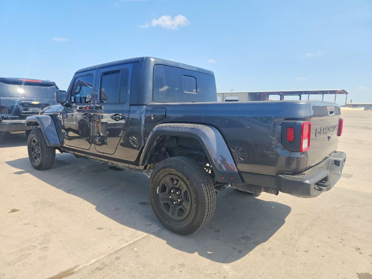 2020 JEEP GLADIATOR OVERLAND — Фото 2 из 12