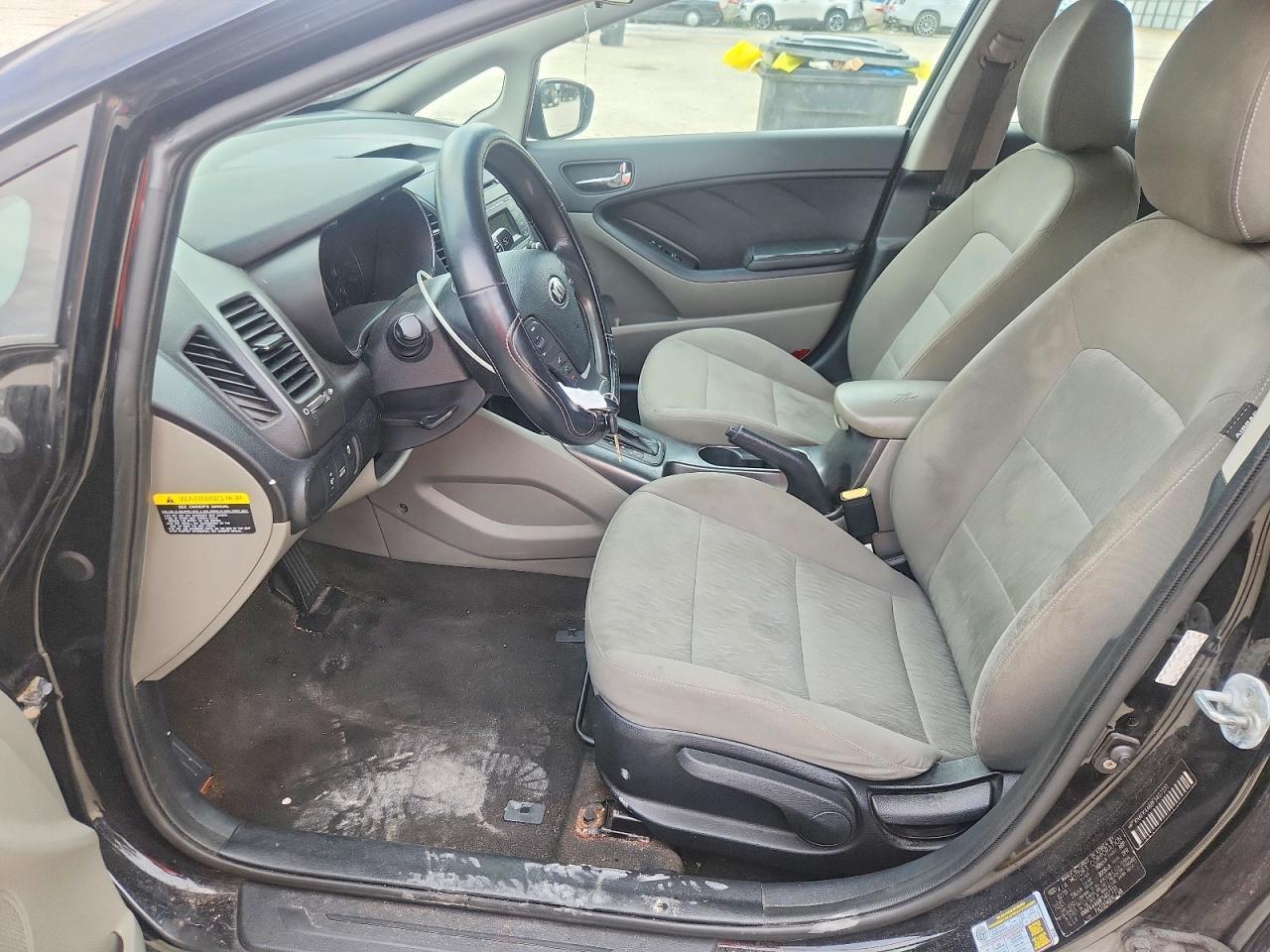 2015 KIA FORTE LX — Фото 7 из 12