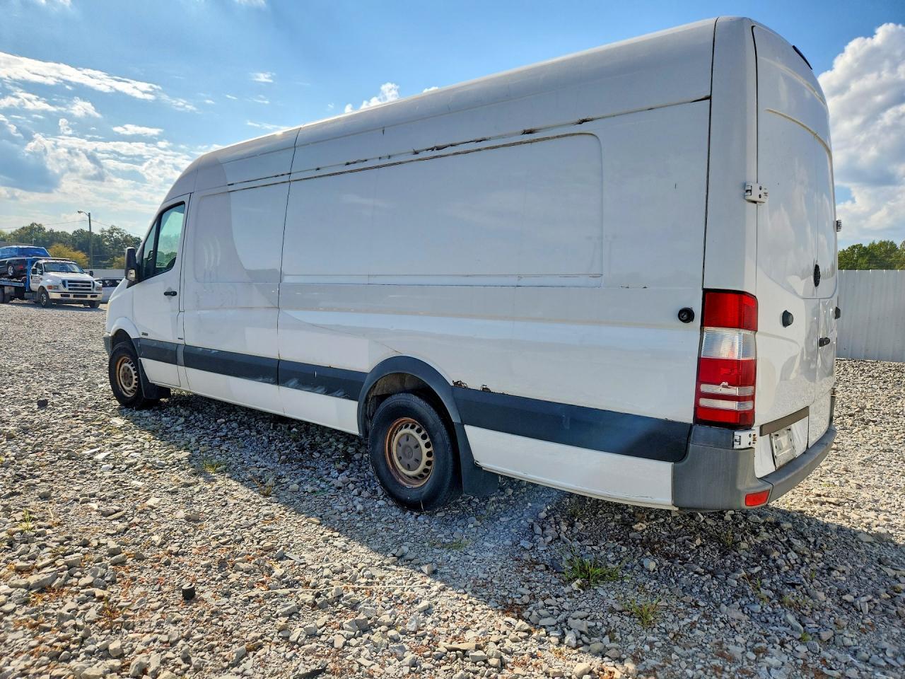 2013 MERCEDES-BENZ SPRINTER 2500 HIGH ROOF DELIVERY VAN — Фото 2 из 13