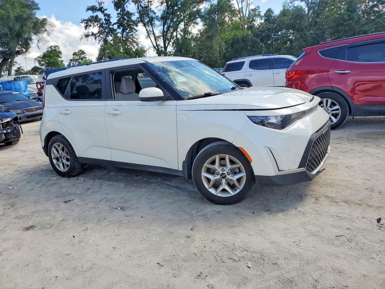 2023 KIA SOUL LX — Фото 4 из 14