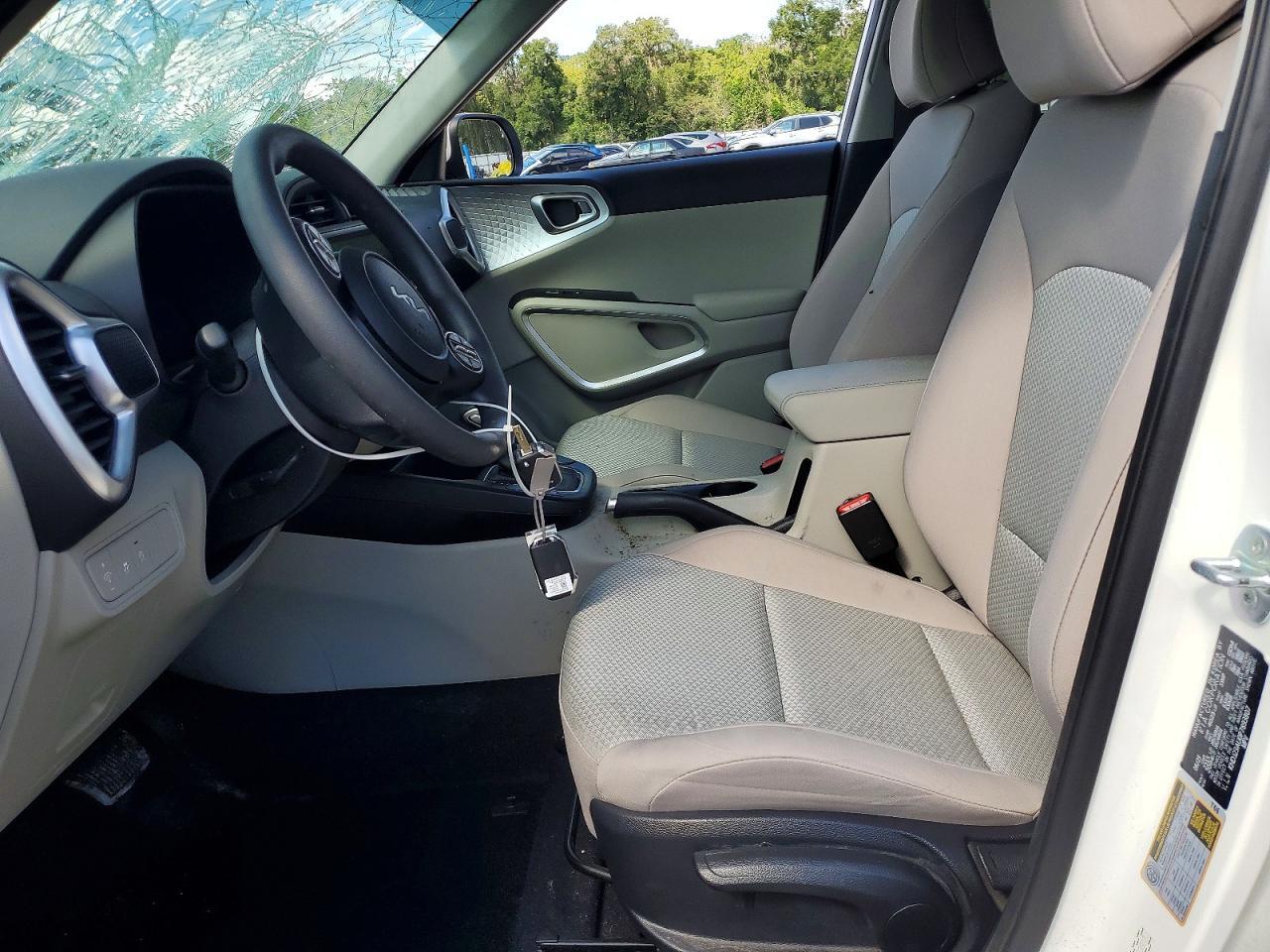 2023 KIA SOUL LX — Фото 7 из 14