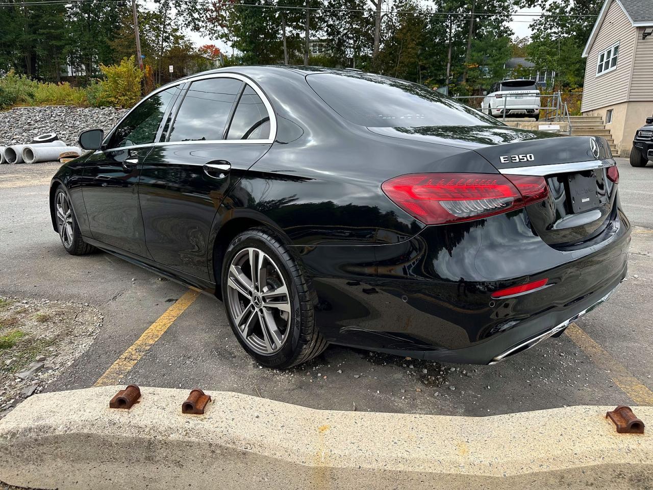 2021 MERCEDES-BENZ E 350 — Фото 2 из 10