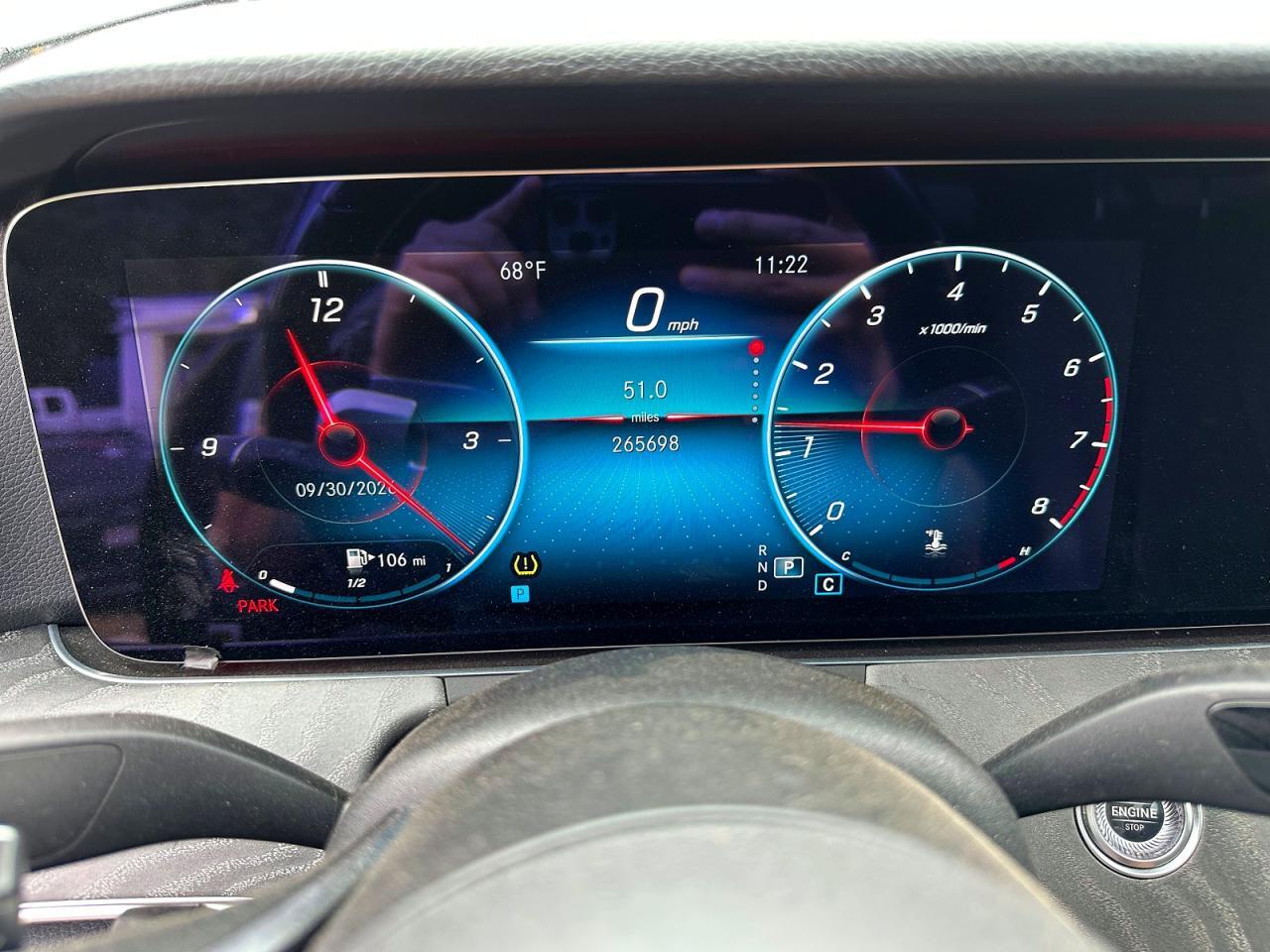 2021 MERCEDES-BENZ E 350 — Фото 9 из 10