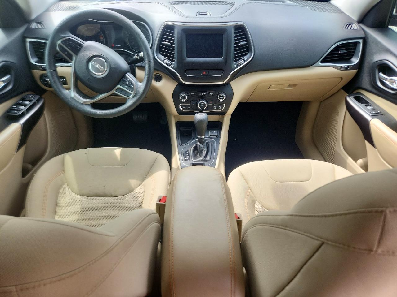 2019 JEEP CHEROKEE LATITUDE — Фото 8 из 13