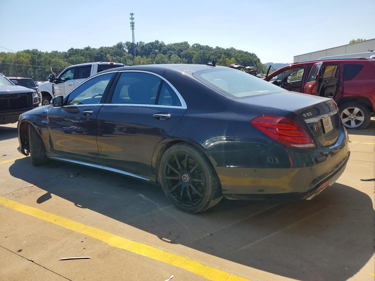 2014 MERCEDES-BENZ S 63 AMG — Фото 2 из 12