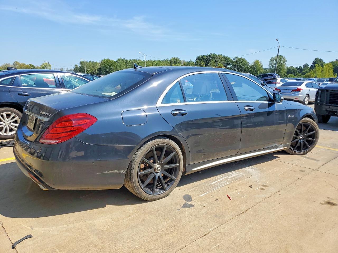 2014 MERCEDES-BENZ S 63 AMG — Фото 3 из 12