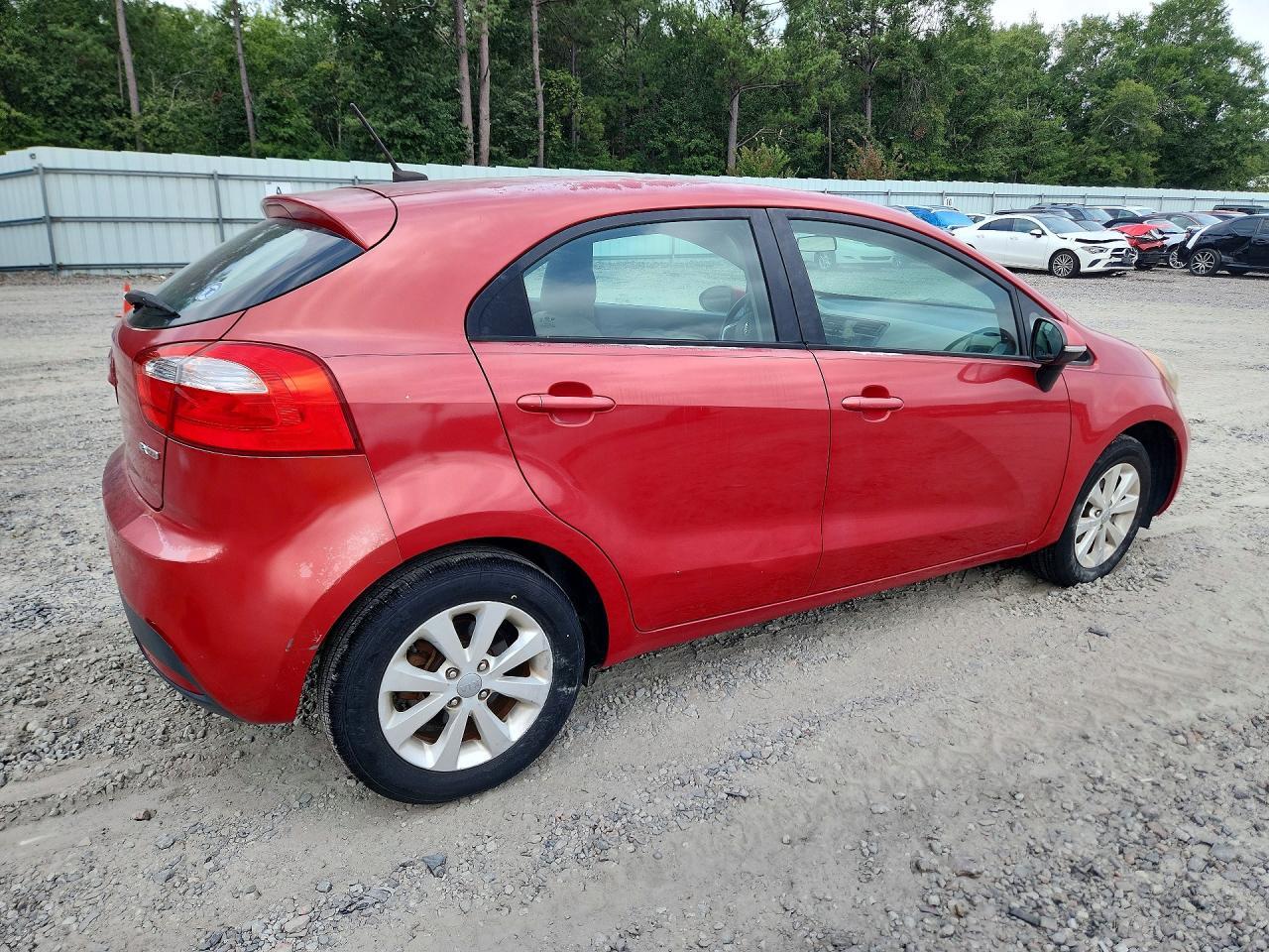 2015 KIA RIO 5-DOOR EX — Фото 3 из 12