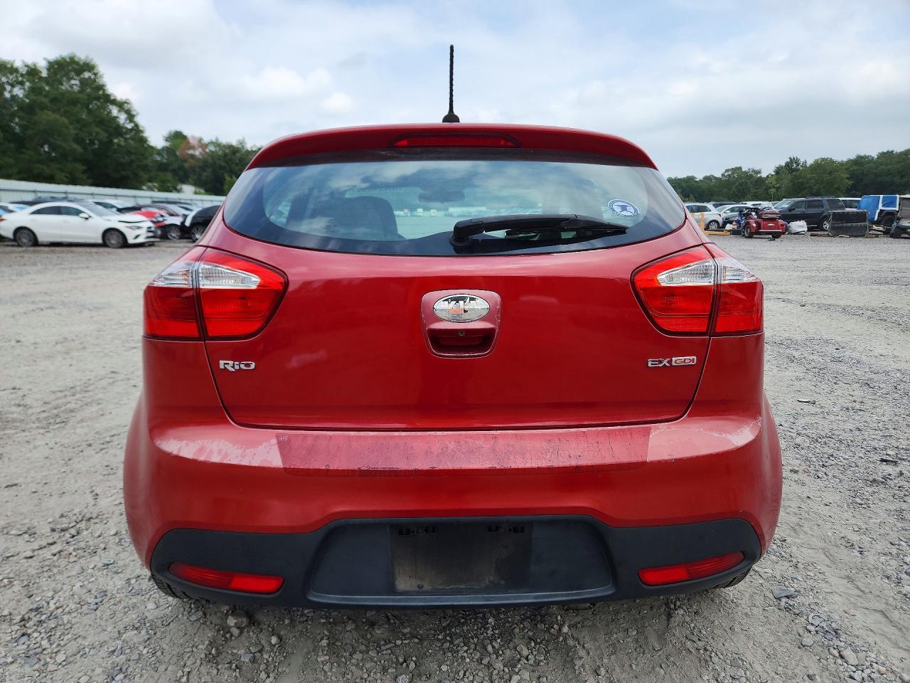 2015 KIA RIO 5-DOOR EX — Фото 6 из 12