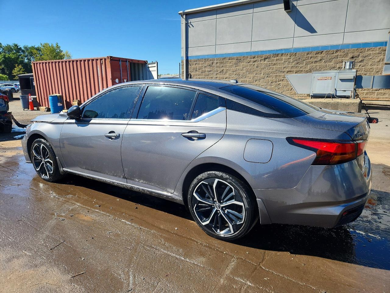 2024 NISSAN ALTIMA SR — Фото 2 из 12