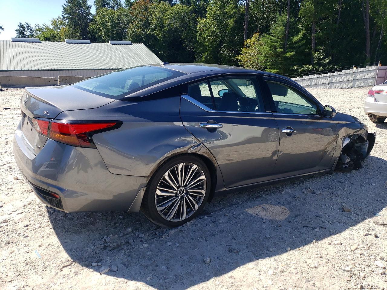 2024 NISSAN ALTIMA SL — Фото 3 из 12