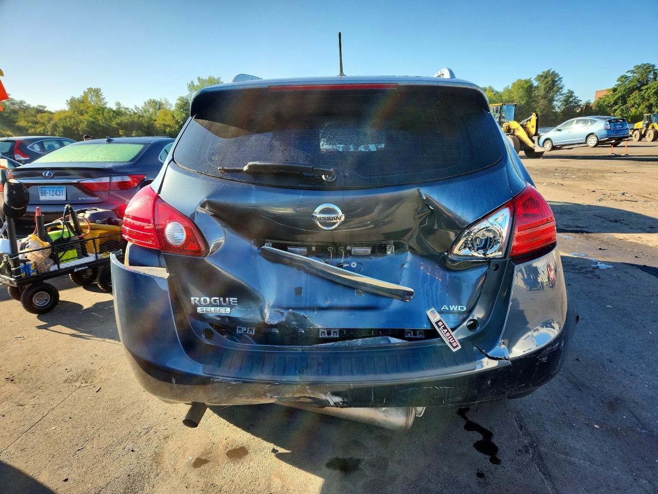 2014 NISSAN ROGUE SELECT S — Фото 6 из 13