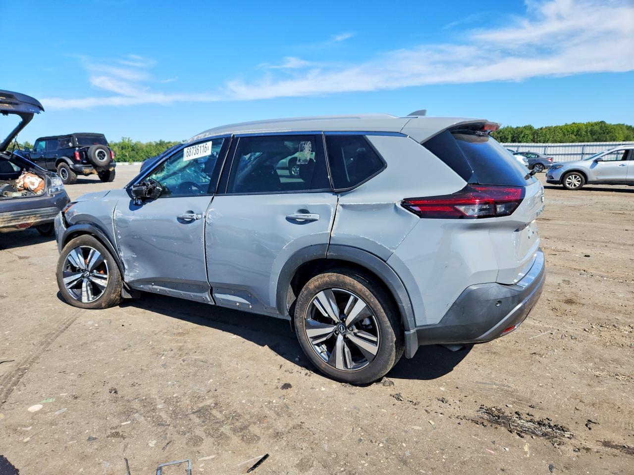 2022 NISSAN ROGUE SL — Фото 2 из 13