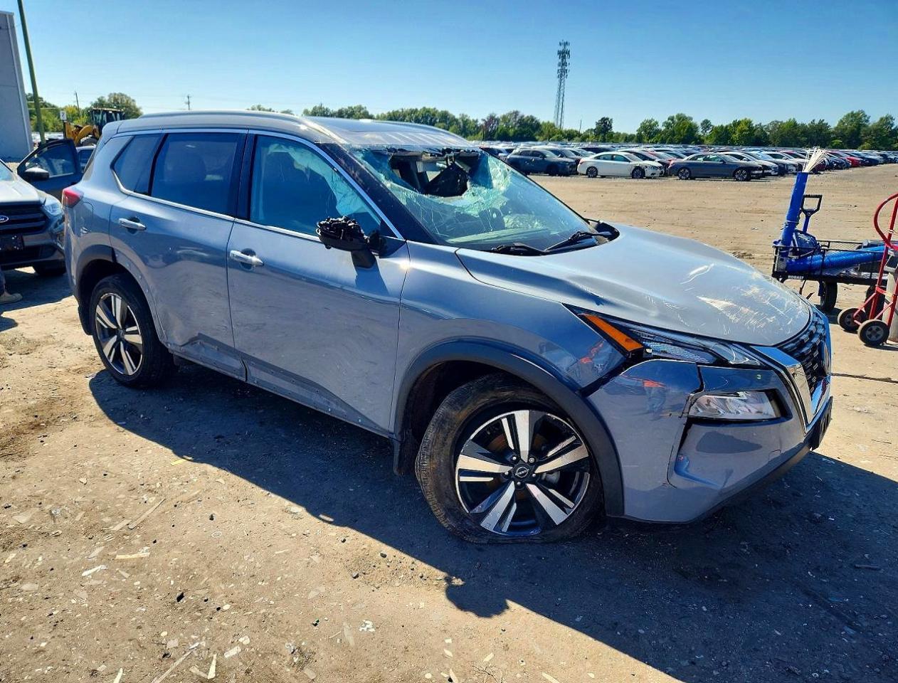 2022 NISSAN ROGUE SL — Фото 4 из 13