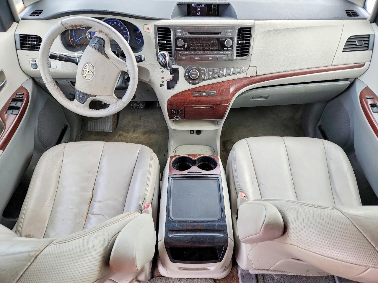 2012 TOYOTA SIENNA XLE 8-PASSENGER — Фото 8 из 14