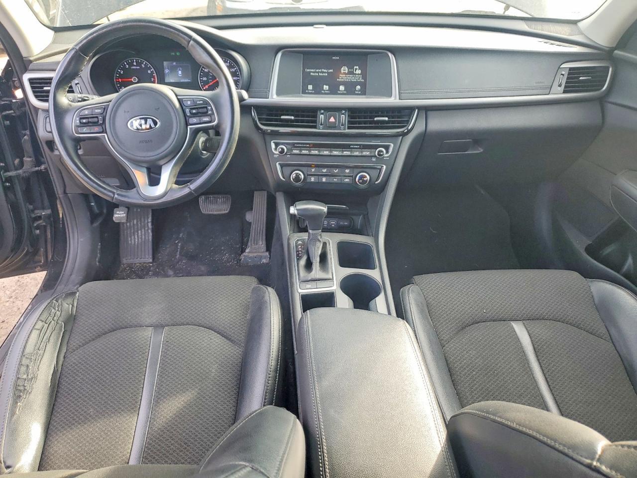 2018 KIA OPTIMA S — Фото 8 из 12