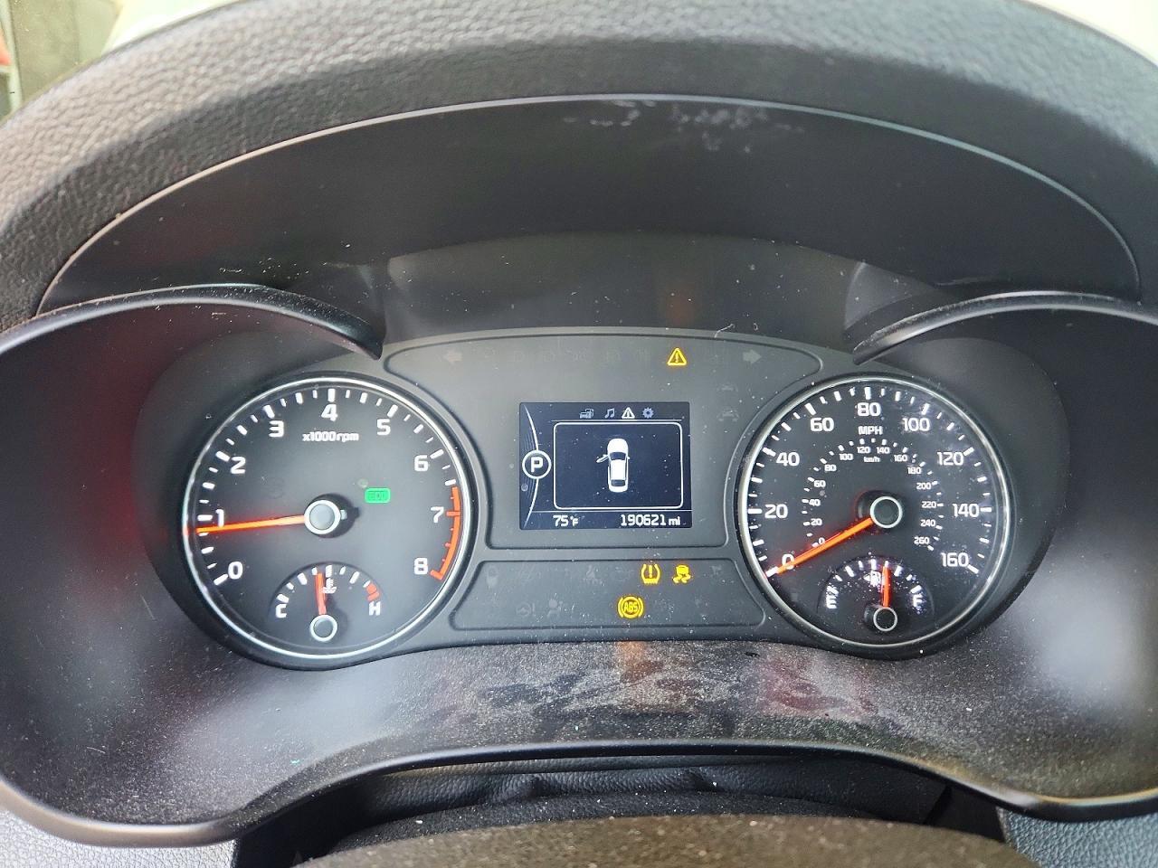 2018 KIA OPTIMA LX — Фото 9 из 13