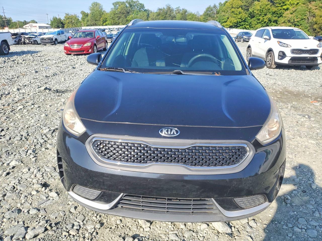 2017 KIA NIRO LX — Фото 5 из 13